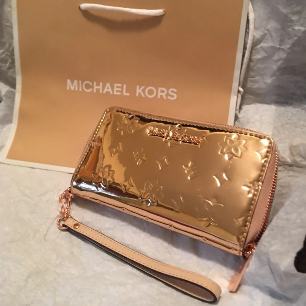 MICHAEL KORS Wristlet-Authentic with Tags - Picture 3 of 8
